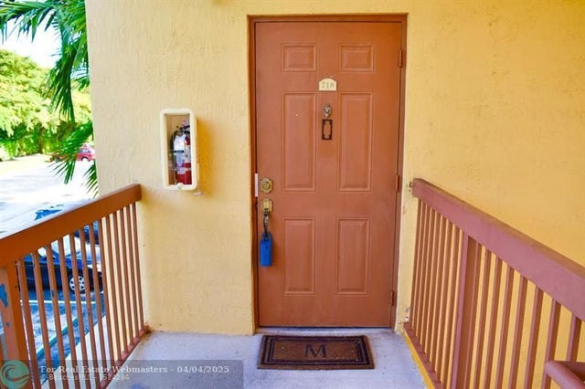 3 of 15 - 7670 Westwood Dr 718, Tamarac, FL