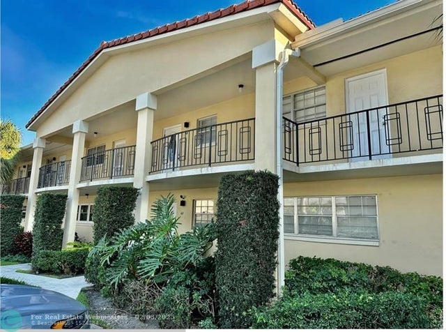 2130 Ne 36th St 66, Lighthouse Point