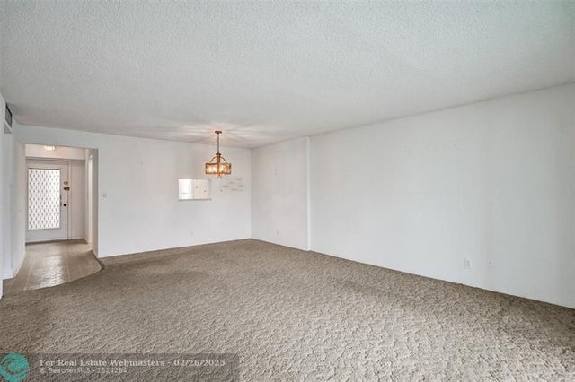 4 of 44 - 131 Se 3rd Ave 304, Dania, FL