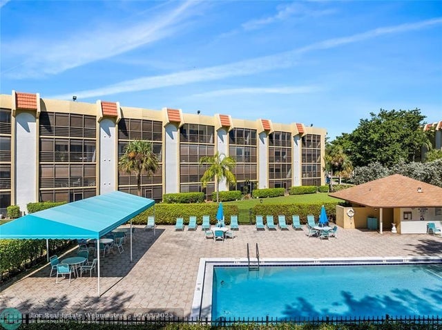 2 of 31 - 23345 Carolwood Ln 307, Boca Raton, FL