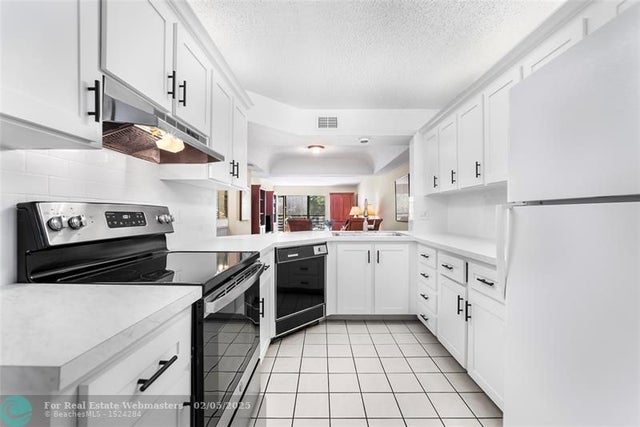 5 of 31 - 23345 Carolwood Ln 307, Boca Raton, FL