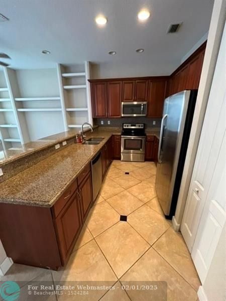 4 of 9 - N/A, Pembroke Pines, FL