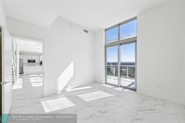 5 of 41 - 2000 Metropica Way Ph08, Sunrise, FL