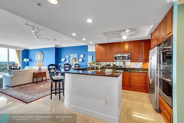 4 of 100 - 821 N Riverside Dr Ph2, Pompano Beach, FL