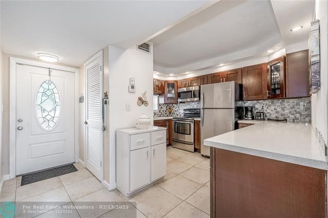 2 of 23 - 411 S Hollybrook Dr 203, Pembroke Pines, FL