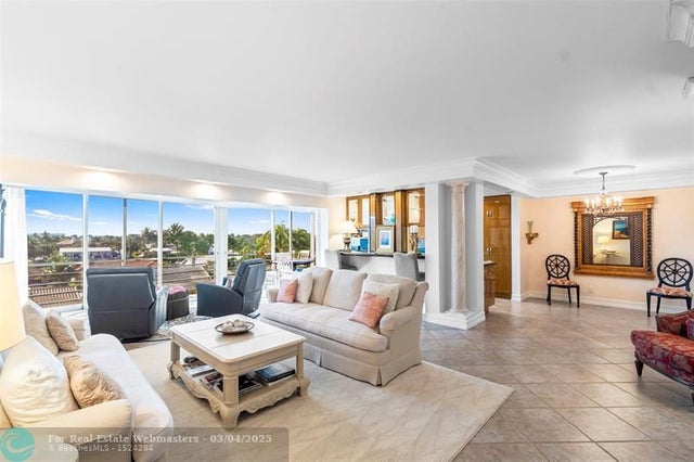 1 of 30 - 3050 Ne 47th Ct 403, Fort Lauderdale, FL
