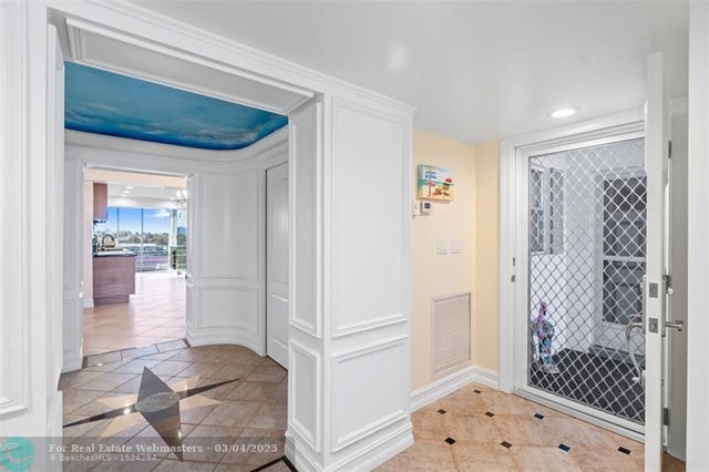 4 of 30 - 3050 Ne 47th Ct 403, Fort Lauderdale, FL