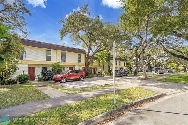 2 of 35 - 3300 Atlanta St 15f, Hollywood, FL