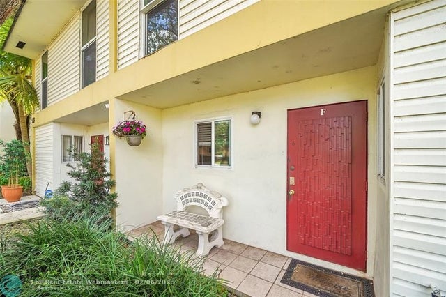 5 of 35 - 3300 Atlanta St 15f, Hollywood, FL