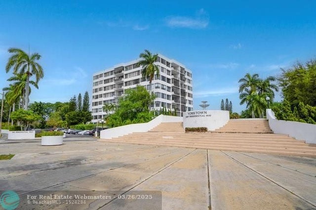 1 of 28 - 1500 Presidential Way 805, West Palm Beach, FL