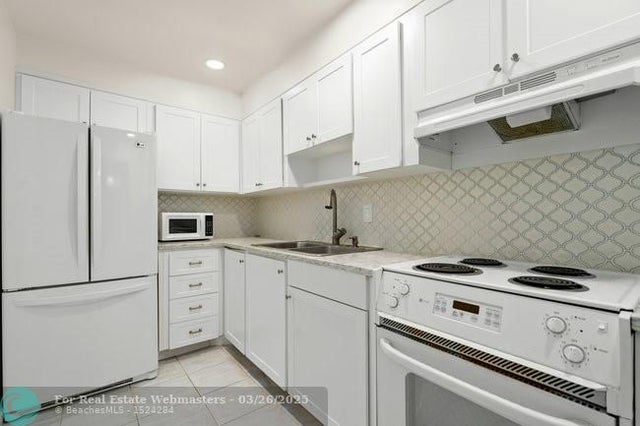 5 of 28 - 1500 Presidential Way 805, West Palm Beach, FL