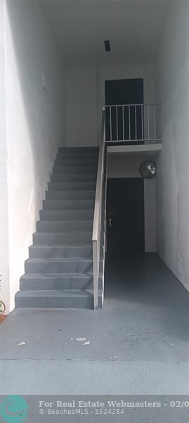 4 of 8 - 2271 Nw 48th Ter 207, Lauderhill, FL