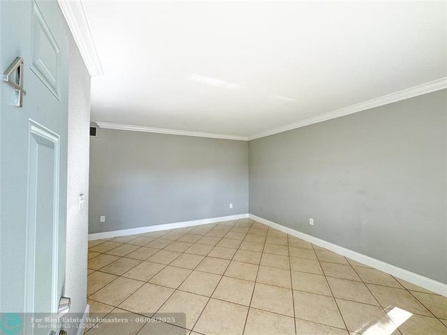 3 of 10 - 1925 Madison St 4, Hollywood, FL