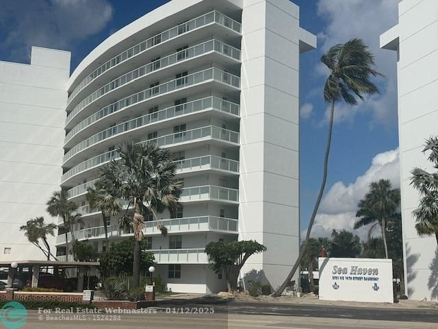 1 of 24 - 2731 Ne 14 Street Cswy 135, Pompano Beach, FL