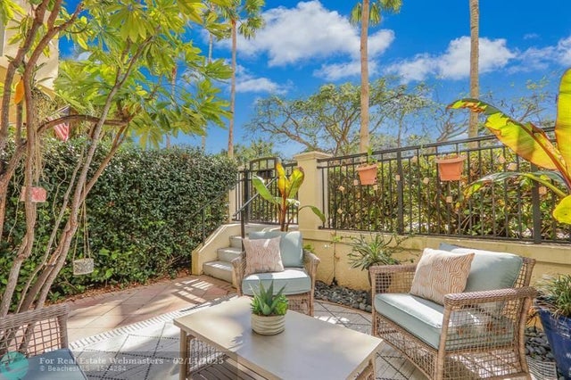 1 of 44 - 2506 Gardens Pkwy, Palm Beach Gardens, FL