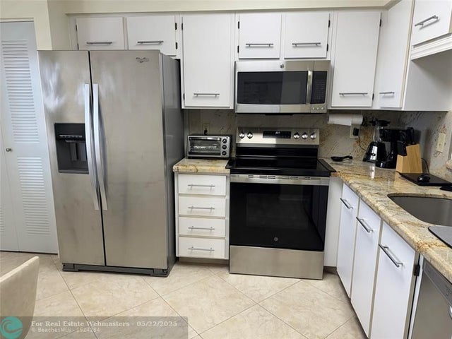 3 of 25 - 7260 Kinghurst Dr 606, Delray Beach, FL