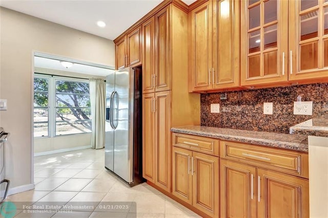 2 of 33 - 7290 Nw 1st St 205, Margate, FL