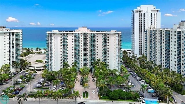 2 of 24 - 3901 S Ocean Dr 10d, Hollywood, FL