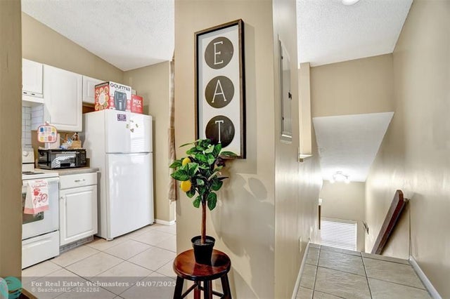 4 of 18 - 2551 Nw 56th Ave 104, Lauderhill, FL