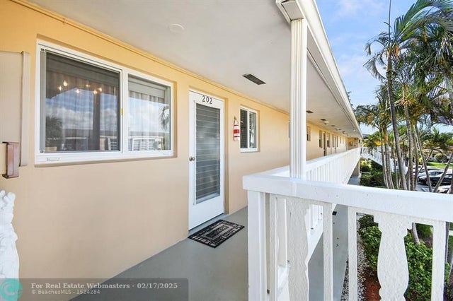 3 of 31 - 2164 Ne 1st Way 202, Boynton Beach, FL