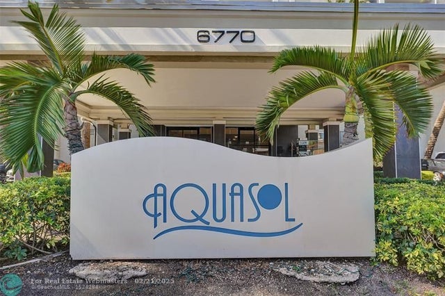 1 of 34 - 6770 Indian Creek Dr 10-r, Miami Beach, FL