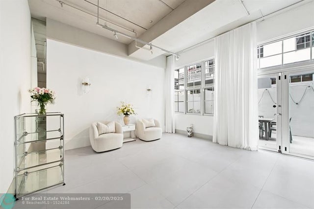 3 of 17 - 425 N Andrews Ave 206, Fort Lauderdale, FL