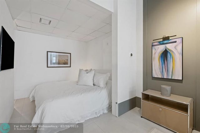 4 of 17 - 425 N Andrews Ave 206, Fort Lauderdale, FL