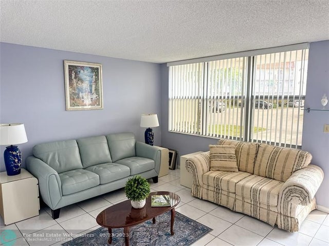 4 of 20 - 9021 Sunrise Lakes Blvd 118, Sunrise, FL