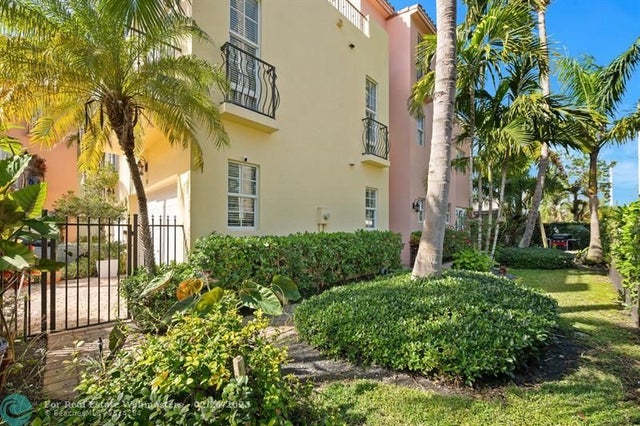 4 of 30 - 1127 Ne 18th Ave 1127, Fort Lauderdale, FL