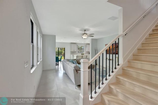 2 of 30 - 4509 E Aqua Bella Ln 4509, Fort Lauderdale, FL