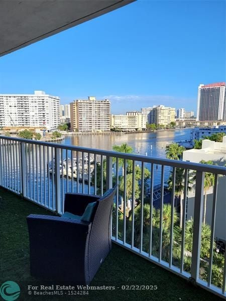 1 of 33 - 1965 S Ocean Dr 6h, Hallandale, FL