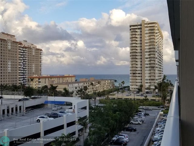 2 of 33 - 1965 S Ocean Dr 6h, Hallandale, FL