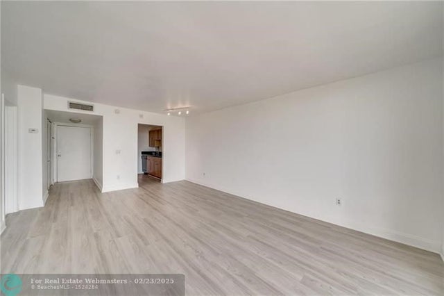 5 of 30 - 2350 Ne 135th St 1212, North Miami, FL
