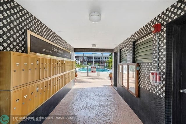2 of 26 - 160 Ne 8th Ave 4a, Hallandale, FL