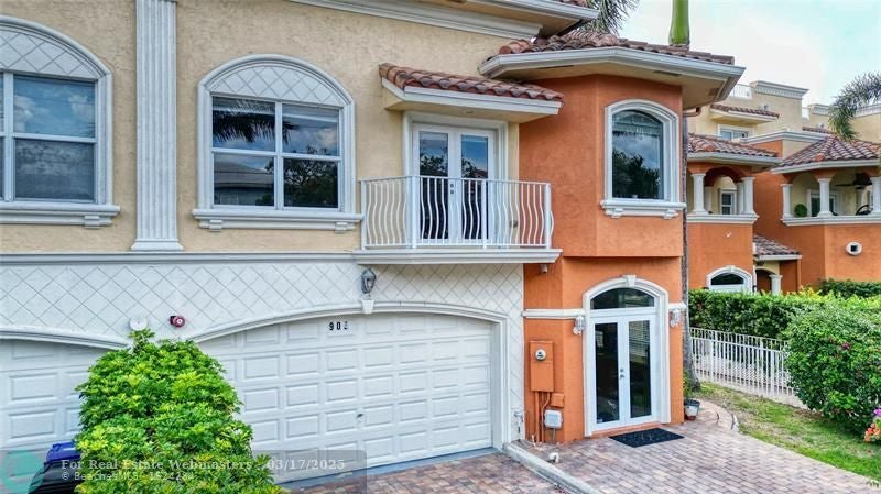 903 Ne 17th Way 104, Fort Lauderdale