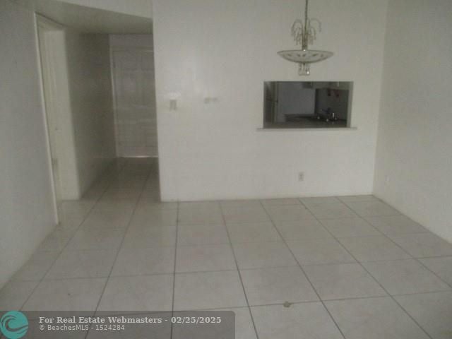 5 of 11 - 2687 Garden Dr 212, Lake Worth, FL