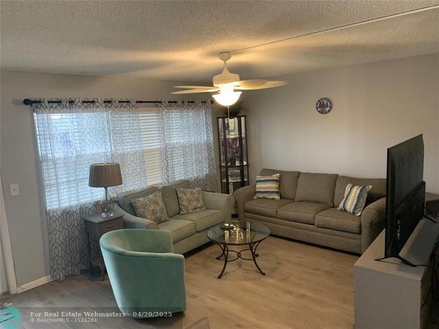 4 of 25 - 2150 Cambridge G 2150, Deerfield Beach, FL