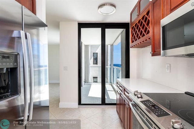 4 of 38 - 1000 S Ocean Blvd 17g, Pompano Beach, FL