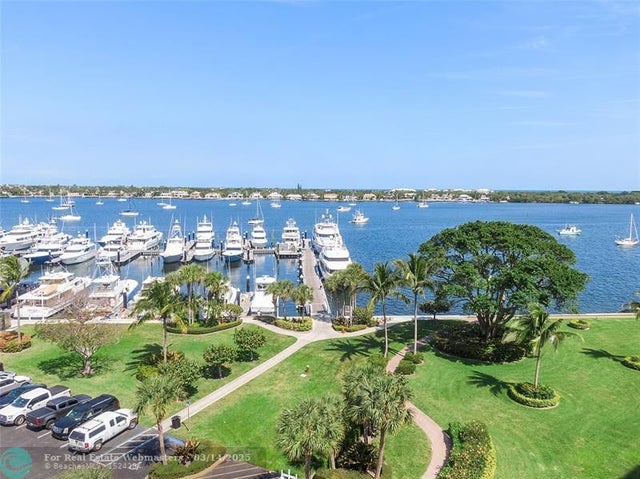 5 of 39 - 136 Lakeshore Dr 10, North Palm Beach, FL