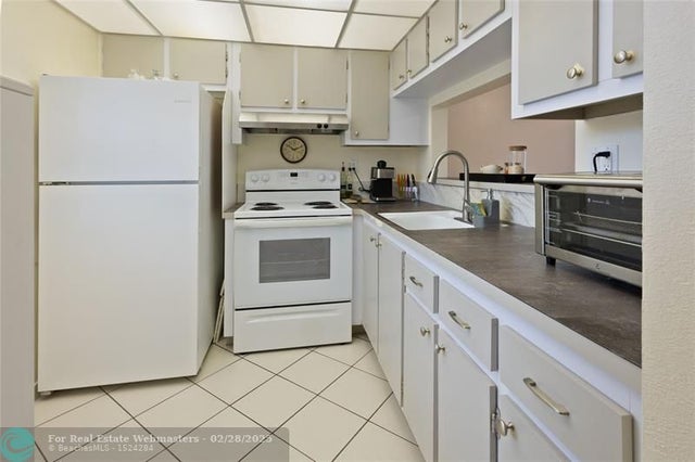 4 of 17 - 9400 Lime Bay Blvd 214, Tamarac, FL