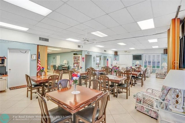 5 of 46 - 810 Se 7th St 303, Deerfield Beach, FL