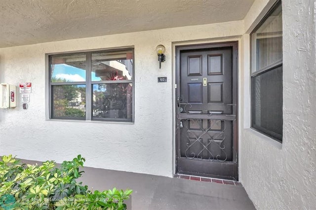 3 of 45 - 7650 Tahiti Lane 102, Lake Worth, FL