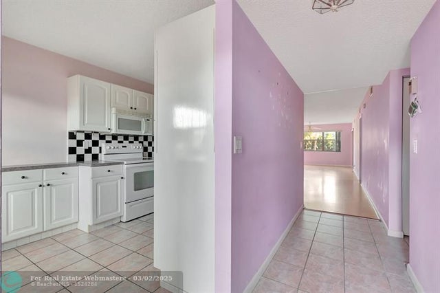 5 of 45 - 7650 Tahiti Lane 102, Lake Worth, FL