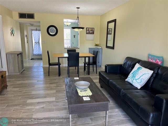 5 of 36 - 5750 Nw 64th Ave 208, Tamarac, FL