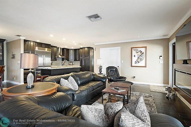 4 of 56 - 2743 Ne 28th Ct 3, Lighthouse Point, FL