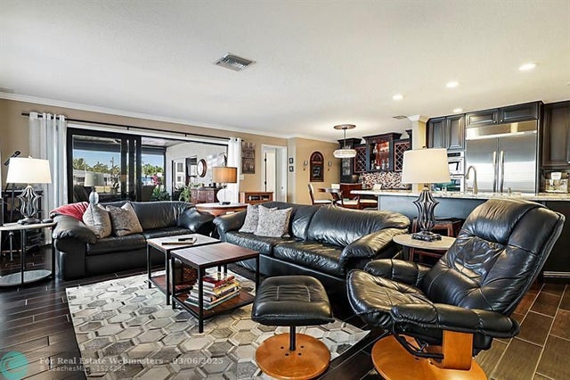 5 of 56 - 2743 Ne 28th Ct 3, Lighthouse Point, FL
