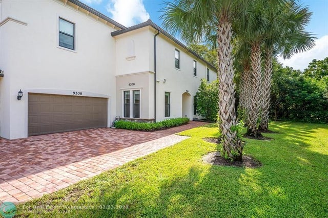 3 of 30 - 9208 Passiflora Way 102, Boca Raton, FL