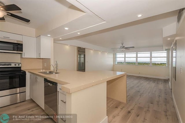 4 of 30 - 1400 S Ocean Dr 1605, Hollywood, FL