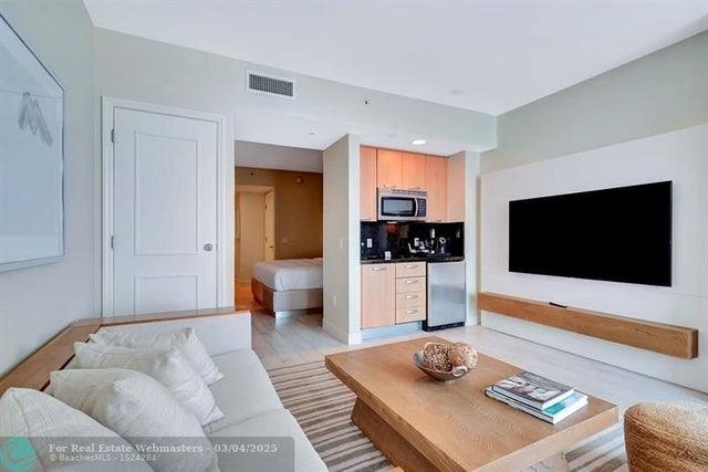 4 of 29 - 505 N Ft Lauderdale Bch Blvd 2003, Fort Lauderdale, FL