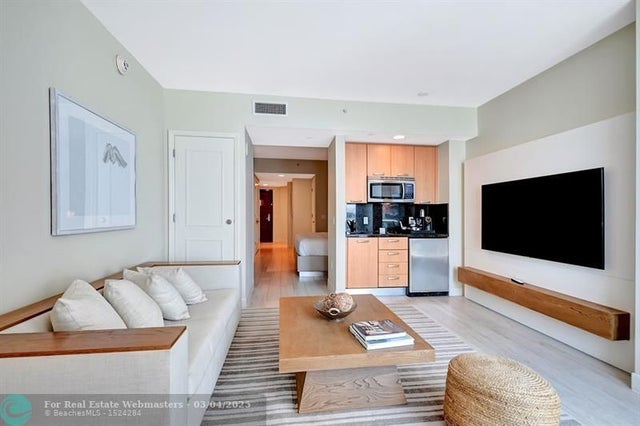 5 of 29 - 505 N Ft Lauderdale Bch Blvd 2003, Fort Lauderdale, FL